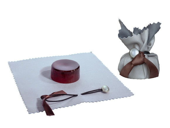 W. E. Hill Light and Dark Rosins, medium, soft, medium hard, Hidersine, UK, England, hand-picked and inspected by Violins and such, with TEO musical Instruments, London Ontario Canada